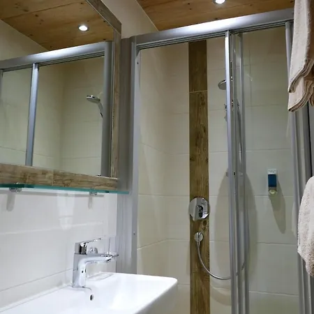 Gaestehaus Hochmuth Apartman *