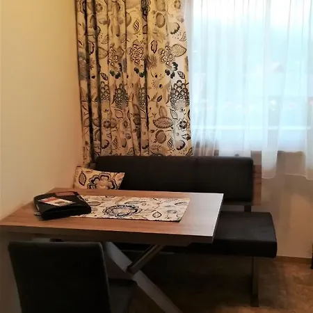 Gaestehaus Hochmuth شقة *