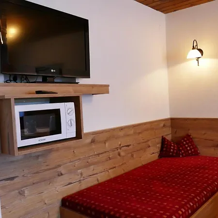 Gaestehaus Hochmuth *