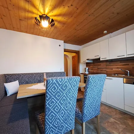 Apartament Gaestehaus Hochmuth Mayrhofen