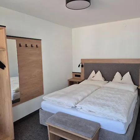 Gastehaus Hochmuth Mayrhofen